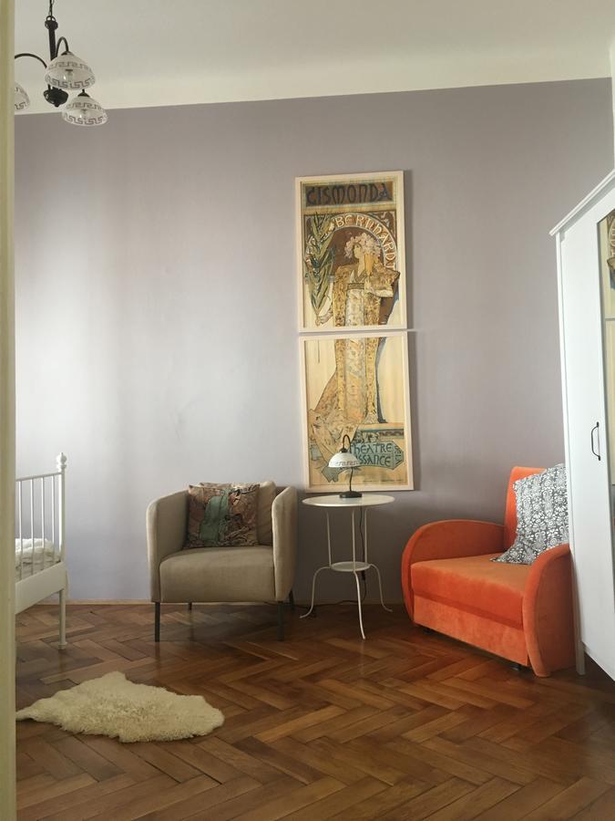 My Mucha'S Old Prague Gallery Ngoại thất bức ảnh